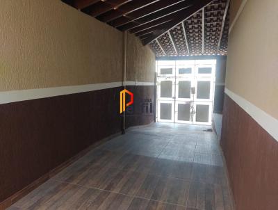 Casa Usada para Venda, em Pindamonhangaba, bairro Vila So  Benedito, 3 dormitrios, 1 banheiro, 1 sute, 1 vaga