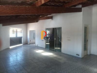 Casa Usada para Venda, em Pindamonhangaba, bairro Mantiqueira, 2 dormit�rios, 1 banheiro, 2 vagas