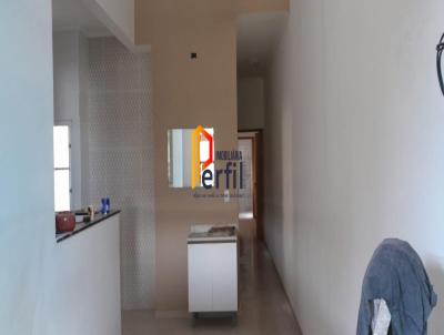 Casa Usada para Venda, em Pindamonhangaba, bairro Momba�a, 2 dormit�rios, 1 banheiro, 1 su�te, 2 vagas